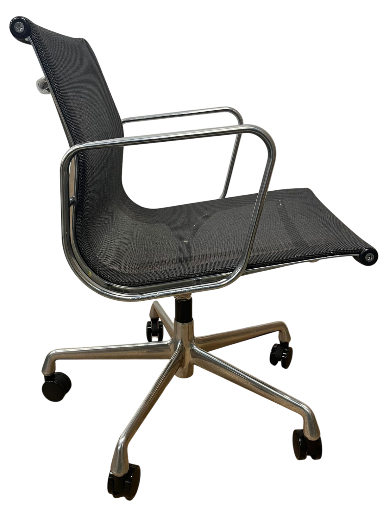 Vitra Eames Ea 117